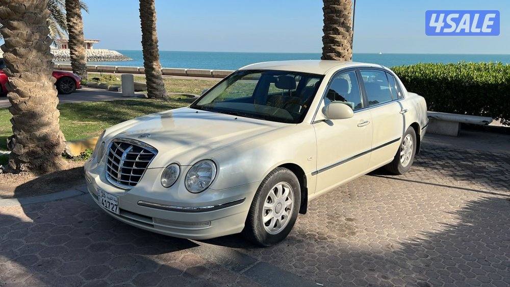 للبيع كيا اوبيروس موديل 2005 ماشي 72 صبغ وكالة0