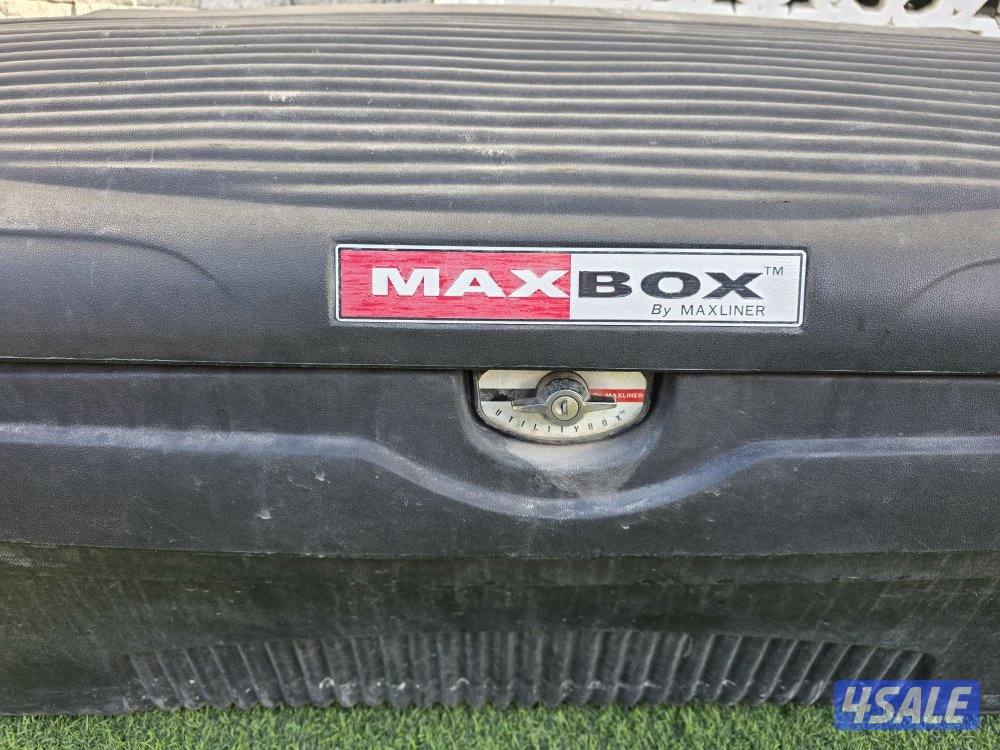 للبيع صندوق معدات بحالة ممتازه1