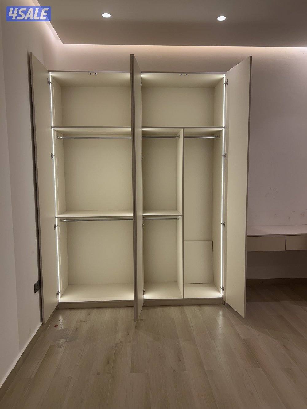 اعمال ديكورات الحديث وتفصيل كبدات خشبيه وتصليح ابواب تركيب بديل الخشب12