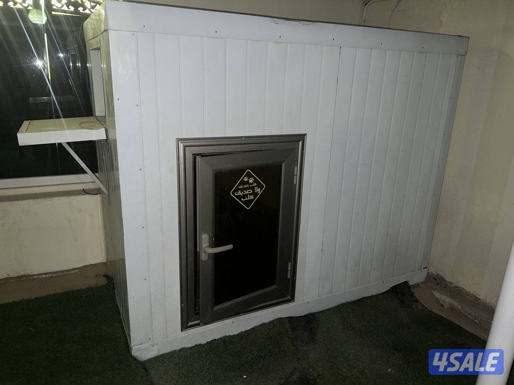 البيع قفص ساندوج بانل استعمال٤ شهور و عازل و شفاط و ليت قابل للمساومه0
