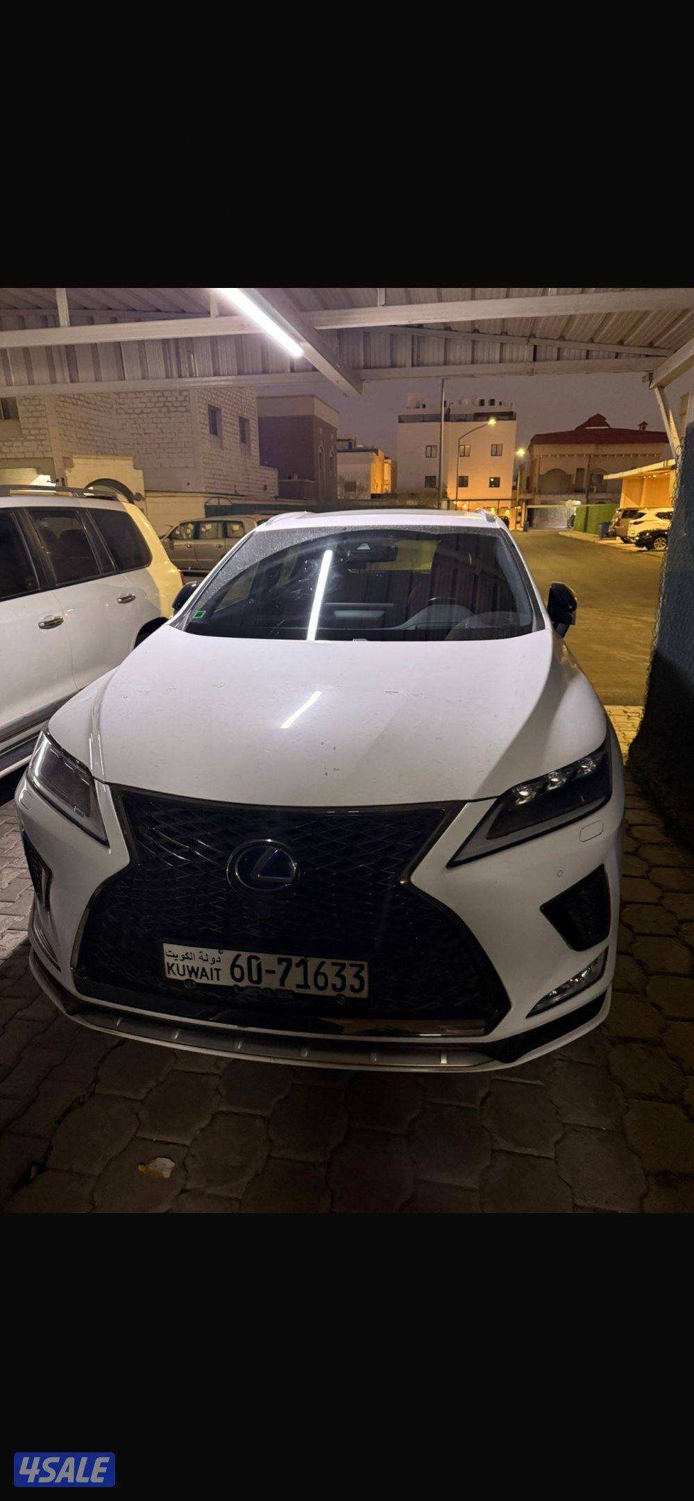 للبيع جيب لكزس RX4