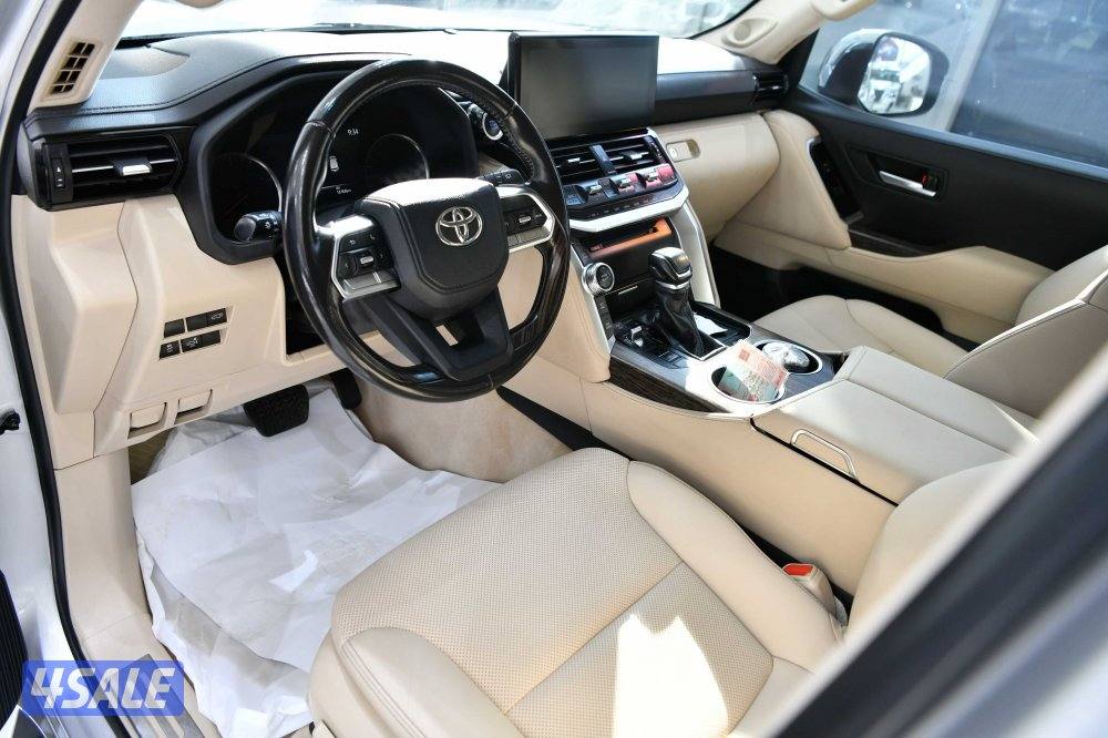 تويوتا لاند كروزر VX- ايرو اس5