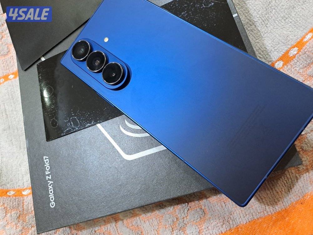 Galaxy Z Fold 7 blue 512gb0