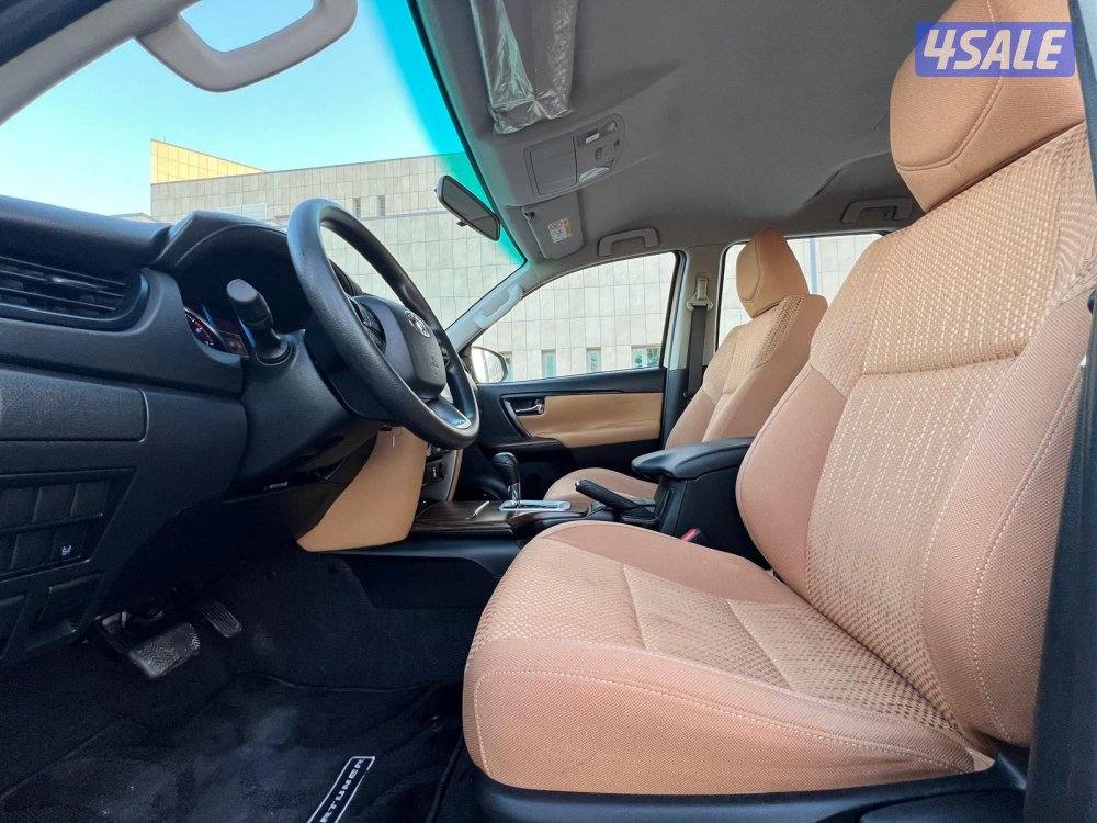 للبيع فورتنر موديل 2021 ( شرط الفحص ) صبغ الوكاله عداد 85 فـقـط8