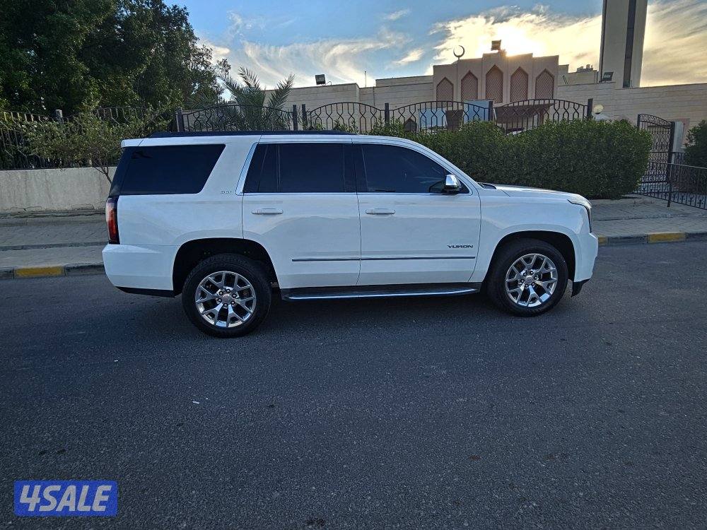 للبيع يوكن SLT موديل 20164