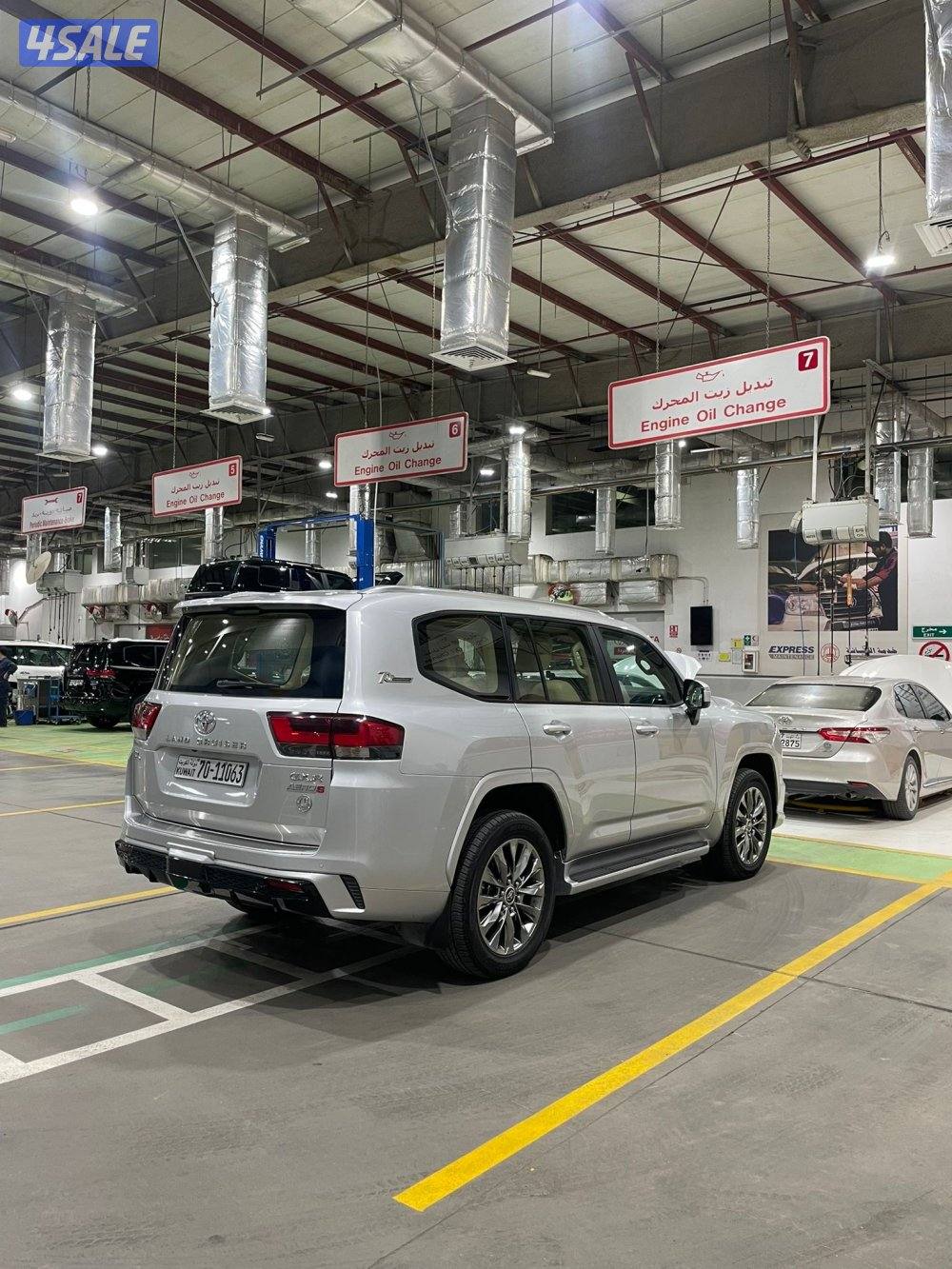 لاند كروز 2022 ايرو S تون تيربو عداد 80 الف0