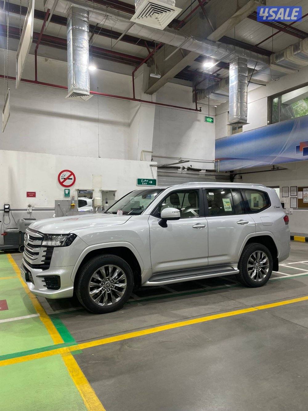 لاند كروز 2022 ايرو S تون تيربو عداد 80 الف2