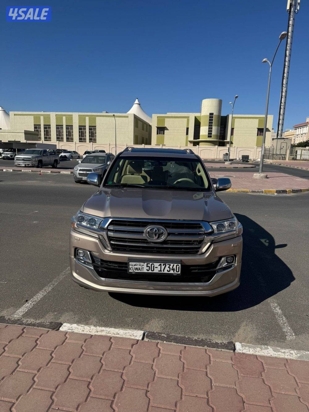 لاند كروز 2017 الساير عداد 283 الف2