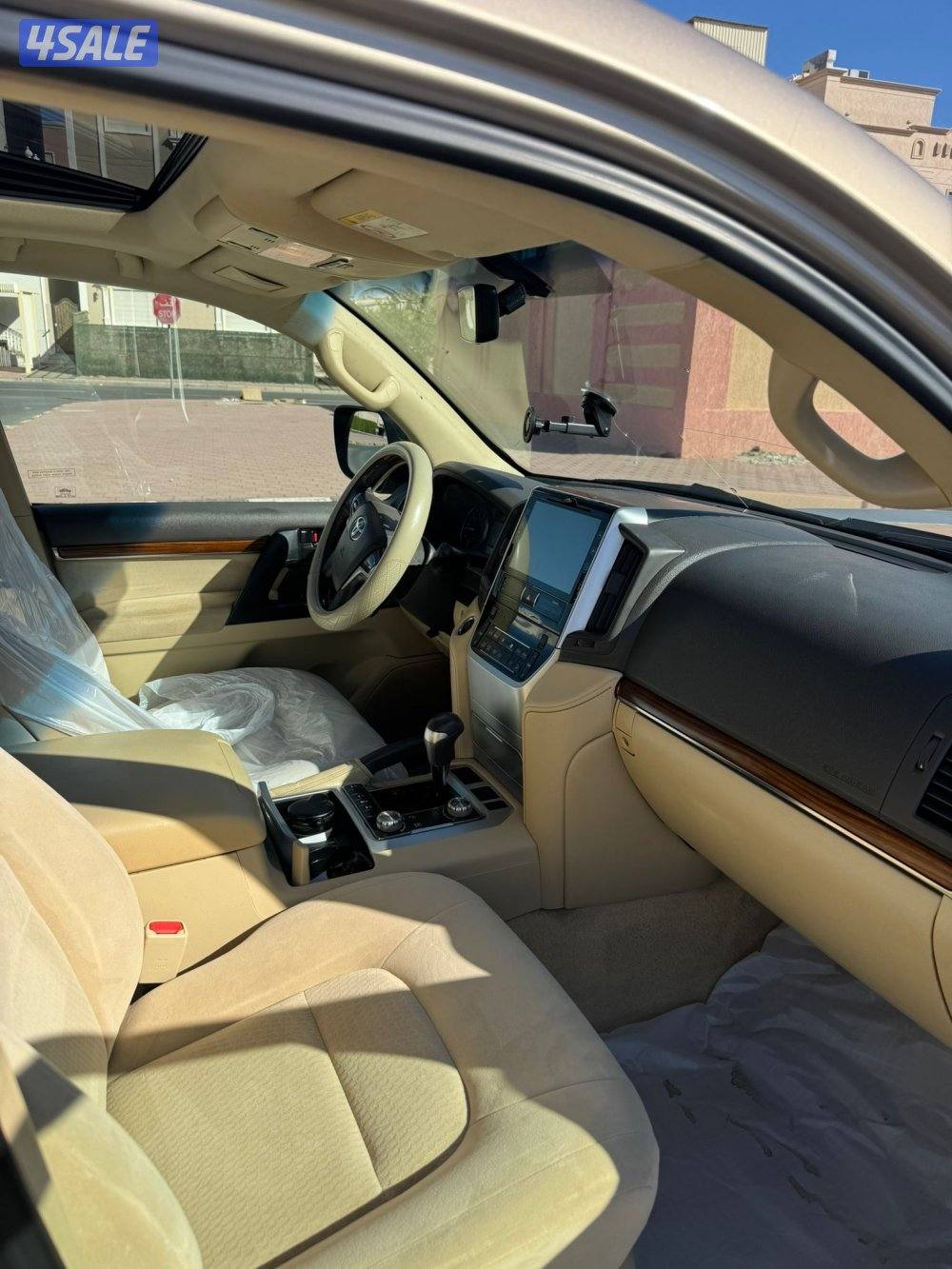 لاند كروز 2017 الساير عداد 283 الف3