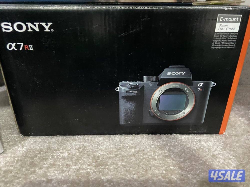 كاميرا Sony a7r ii مع عدسة Samyang واكسسوارات عديدة3