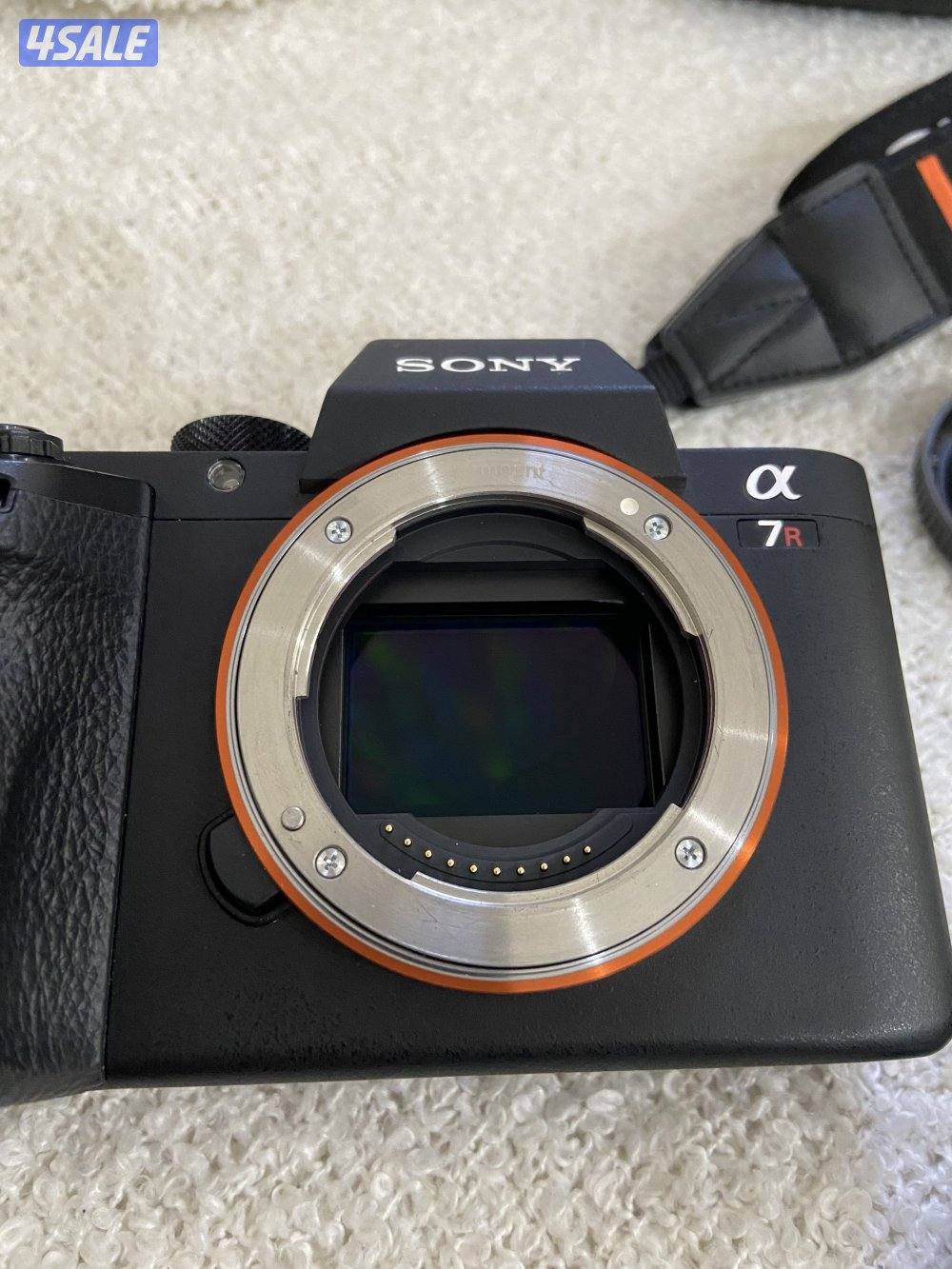 كاميرا Sony a7r ii مع عدسة Samyang واكسسوارات عديدة7