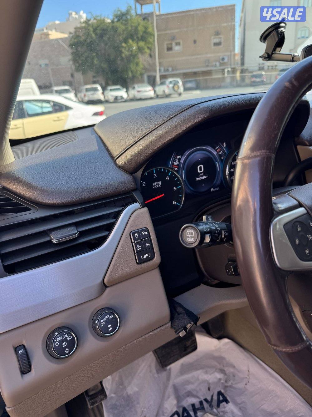 يوكن 2017 slt دبل قير4