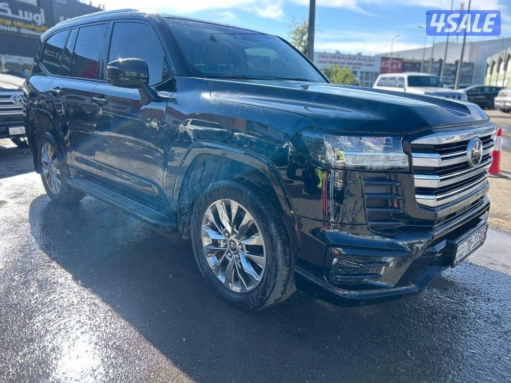 تويوتا لاند كروزر GX.R AEROs  twin turbo.V6 موديل 2022 ماشى 90.000 k.m1