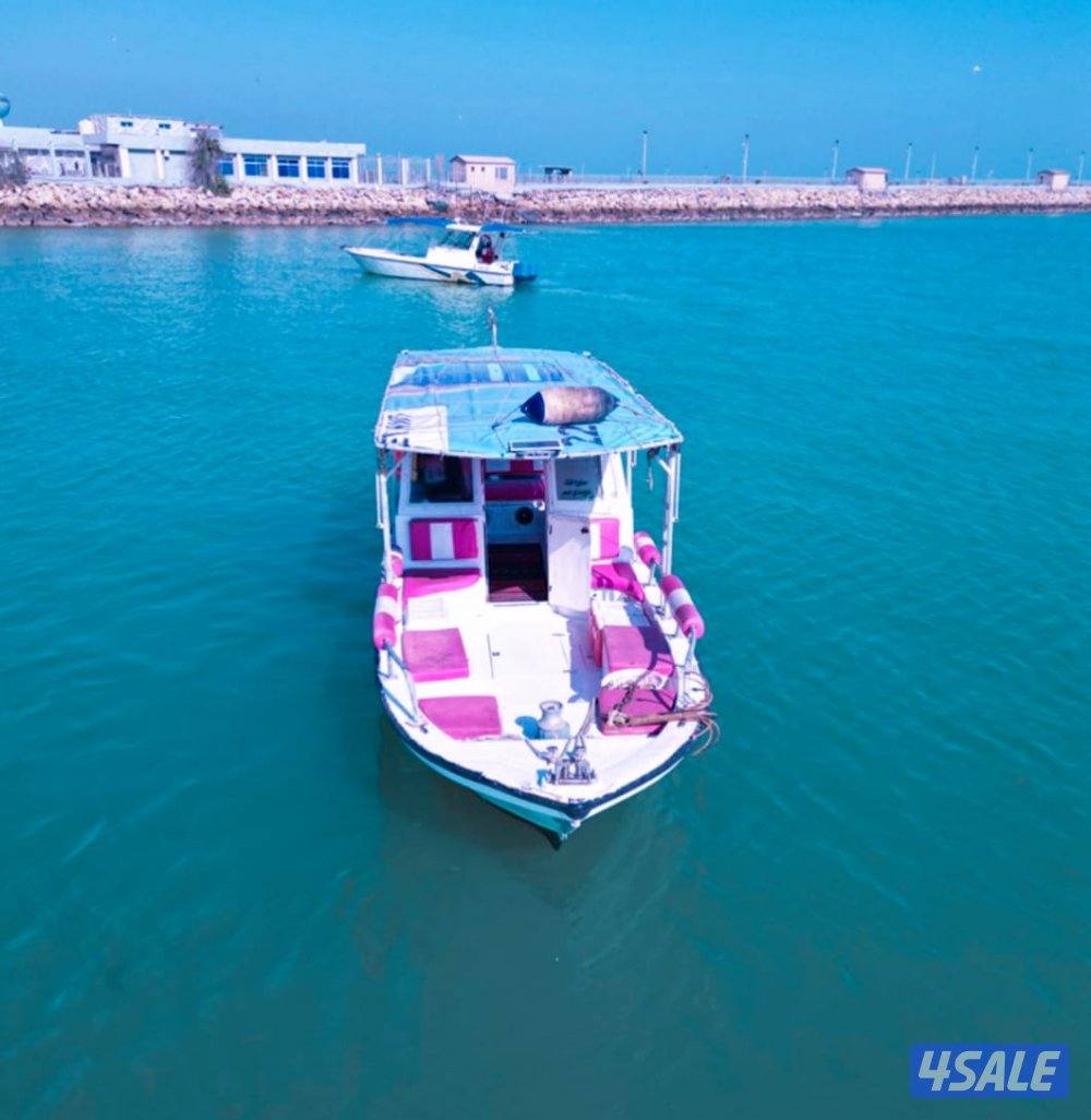 رحلات بحريه قوارب للايجار3