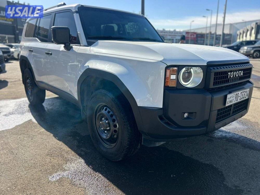 تويوتا لاند كروزربرادو -BX موديل 2024 ماشى 26.000 k.m  وارد الساير .1