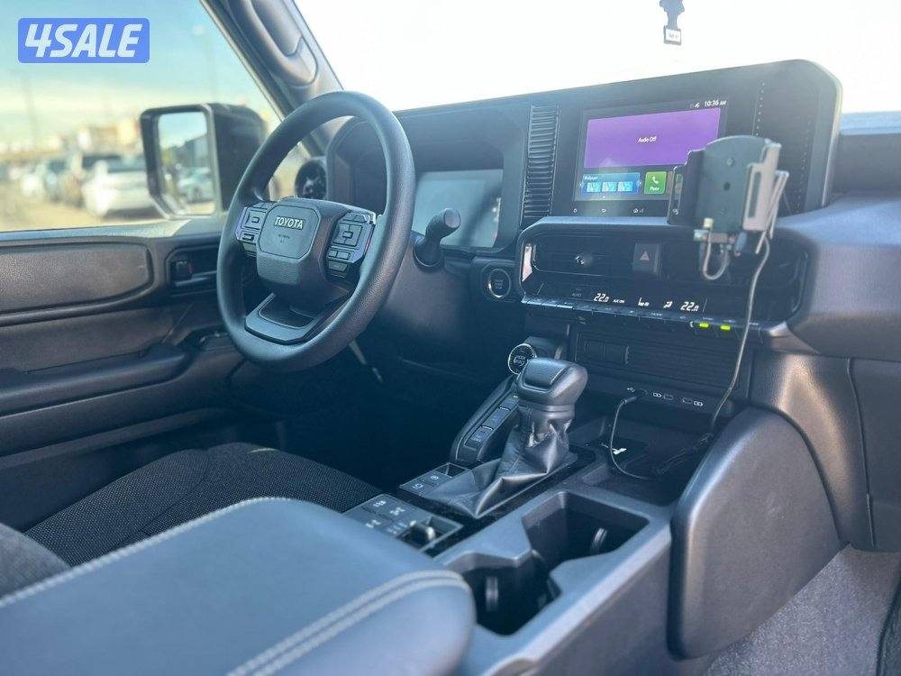 تويوتا لاند كروزربرادو -BX موديل 2024 ماشى 26.000 k.m  وارد الساير .7