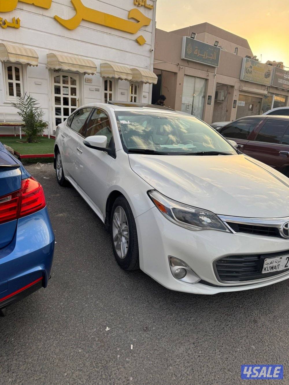 تويوتا افالون موديل  2014 شرط الفحص ماشي 3779