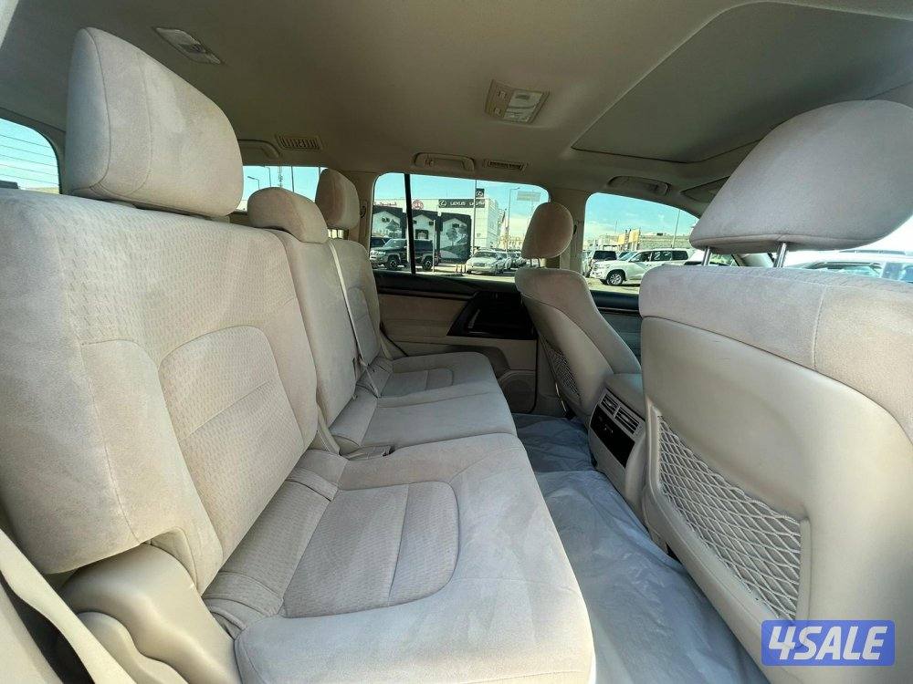 تويوتا لاند كروزر GX.R-V6 موديل 2021 ماشى 106.000 k.m   وارد الساير4