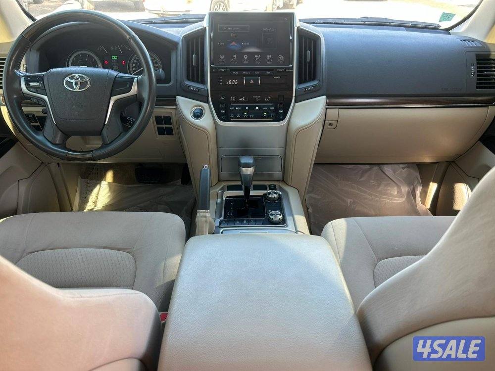 تويوتا لاند كروزر GX.R-V6 موديل 2021 ماشى 106.000 k.m   وارد الساير6