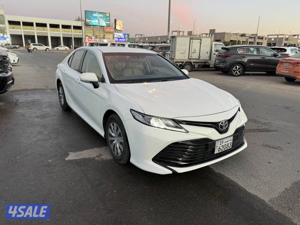 كامري 2020 ماشية 13 الف مخزن5