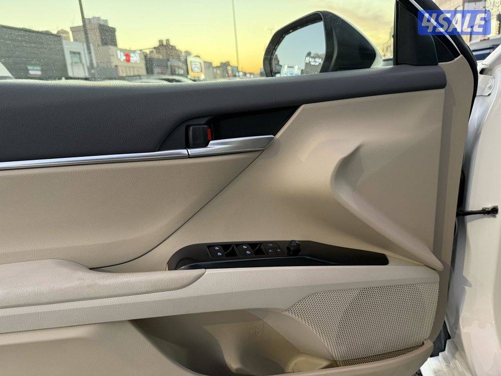 كامري 2020 ماشية 13 الف مخزن9