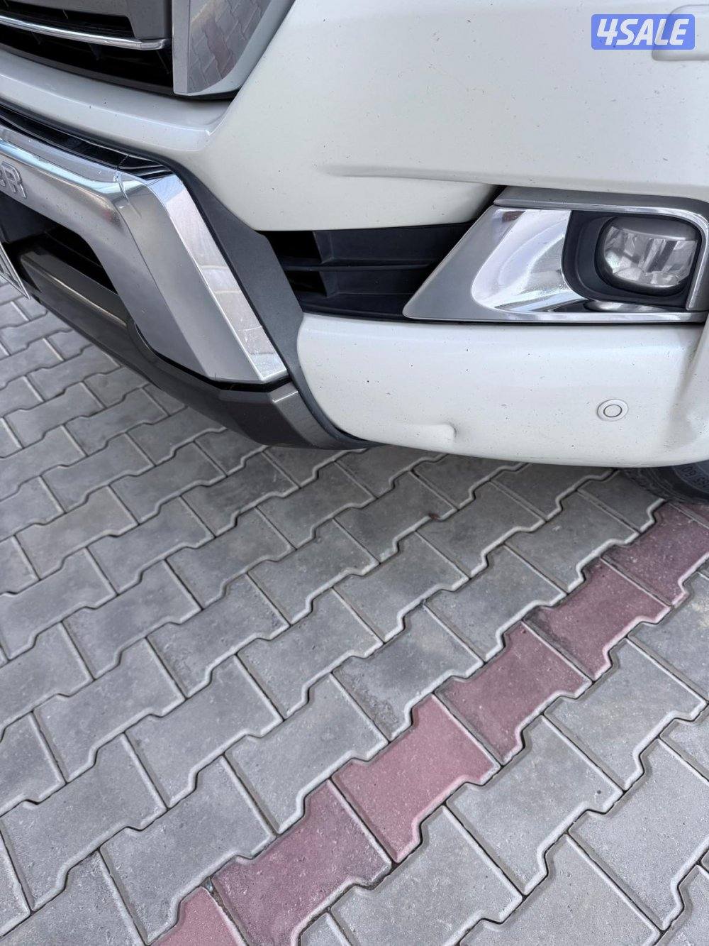 لاند كروزر v8 صبغ وكالة،،  مالك اول،، مخمل،، وارد الساير9