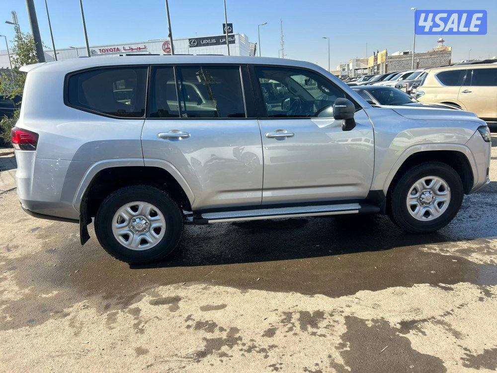 تويوتا لاند كروزر GX.R-V6 موديل 2025 ماشى 43.000 k.m  وارد الخليج2