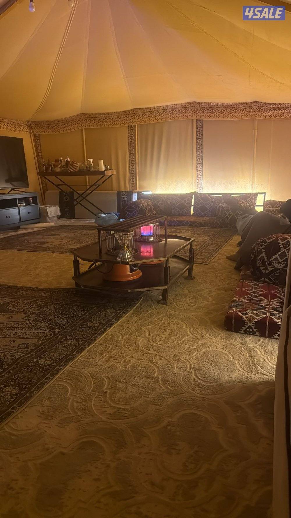 للبيع مخيم نظيف ومرتب عوائل6