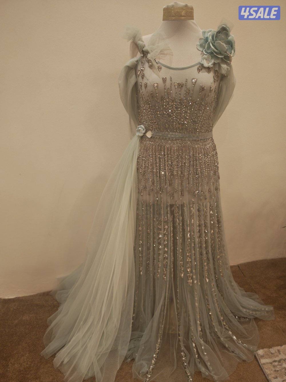 فستان عرس راقي مصنوع من التور ومشكوك بالأحجار والترتر7