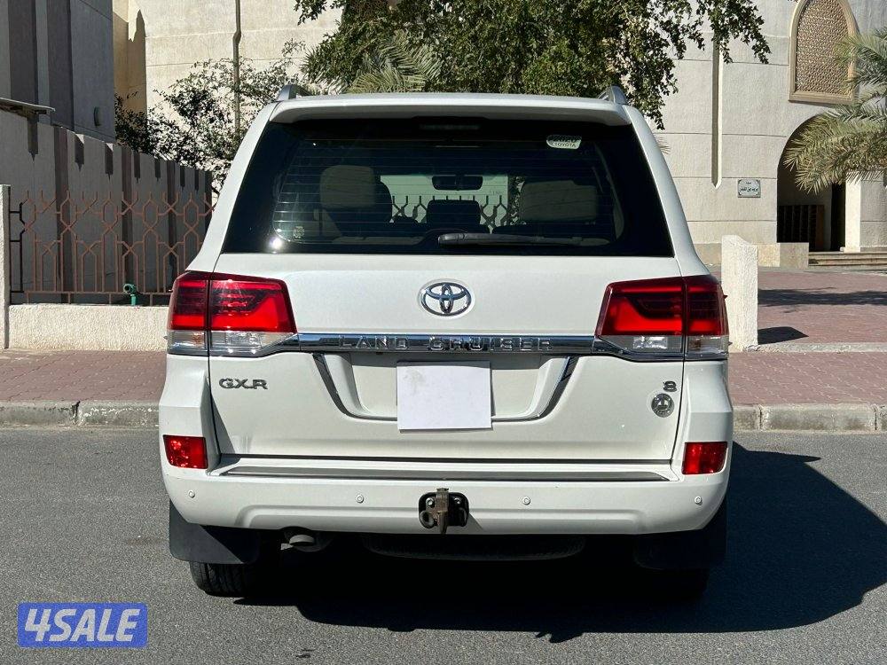 لاند كروزر 20205