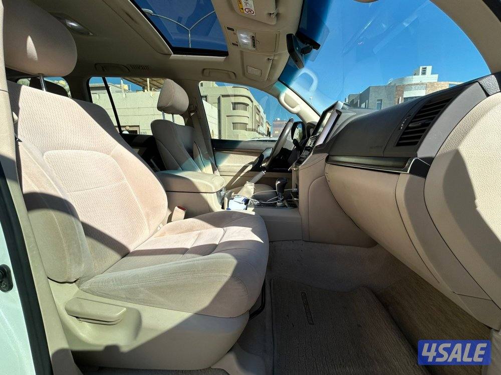 لاند كروزر 202010