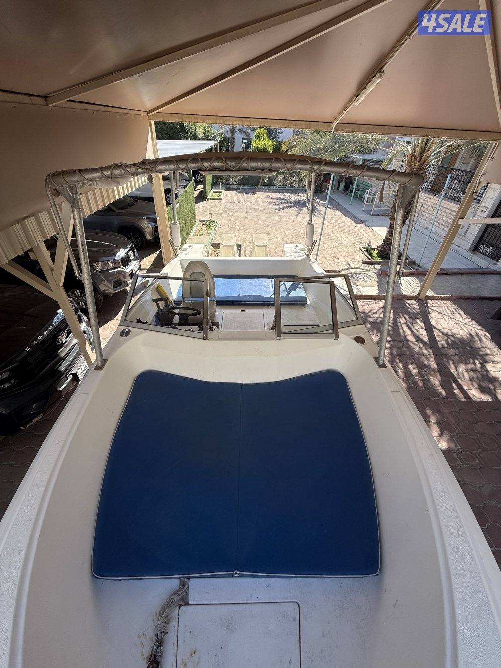 للبيع عماني ٢٠ قدم4