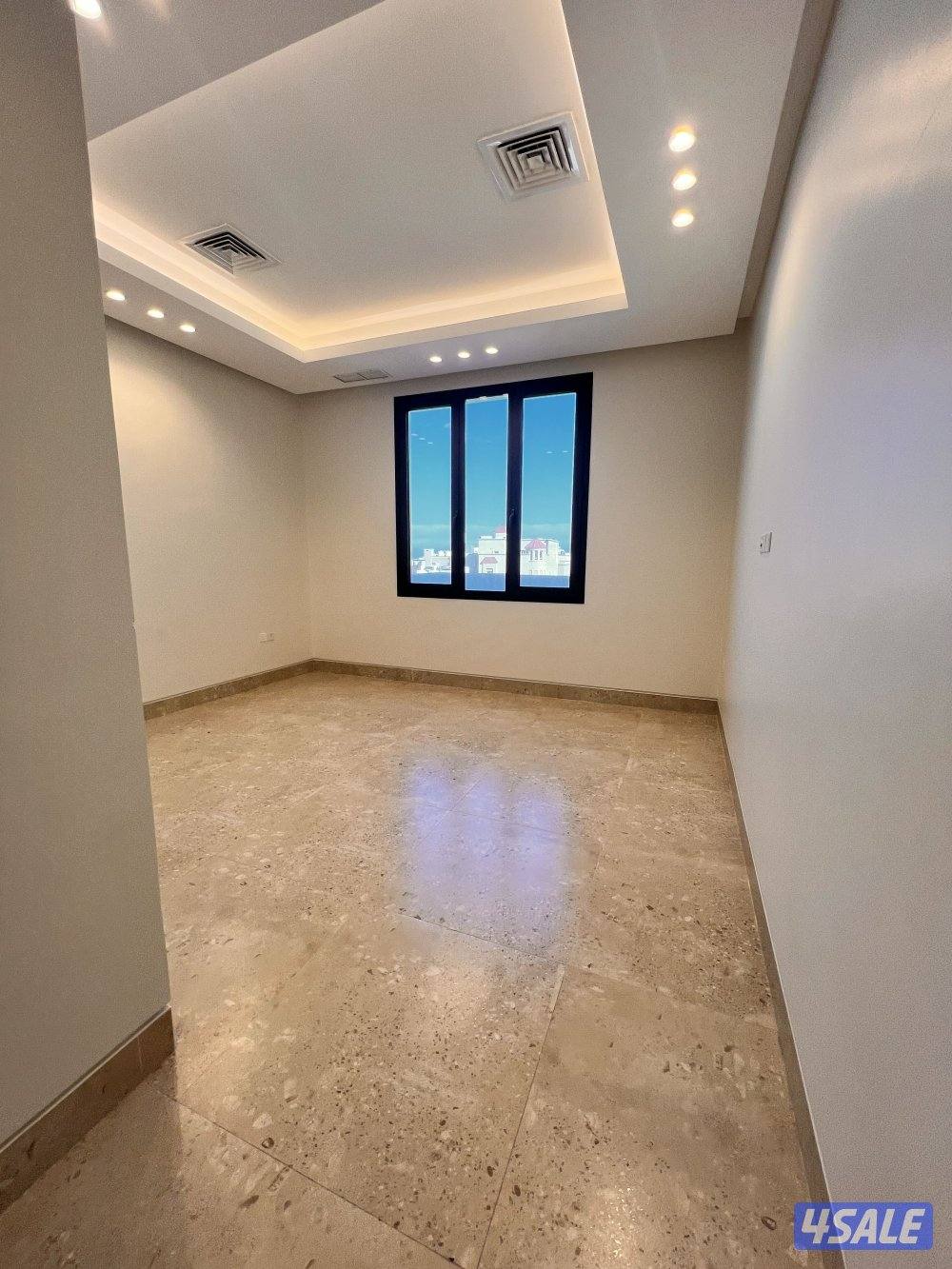 للايجار شقة ممتازه جدا غرفتين بروف السطح غرفة ماستر وغرفة بجانب الحمام8