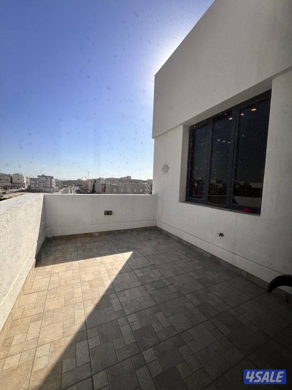 للايجار شقة ممتازه جدا غرفتين بروف السطح غرفة ماستر وغرفة بجانب الحمام9