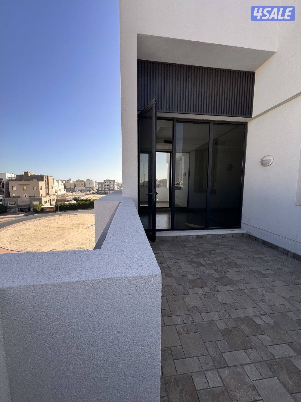 للايجار شقة ممتازه جدا غرفتين بروف السطح غرفة ماستر وغرفة بجانب الحمام10