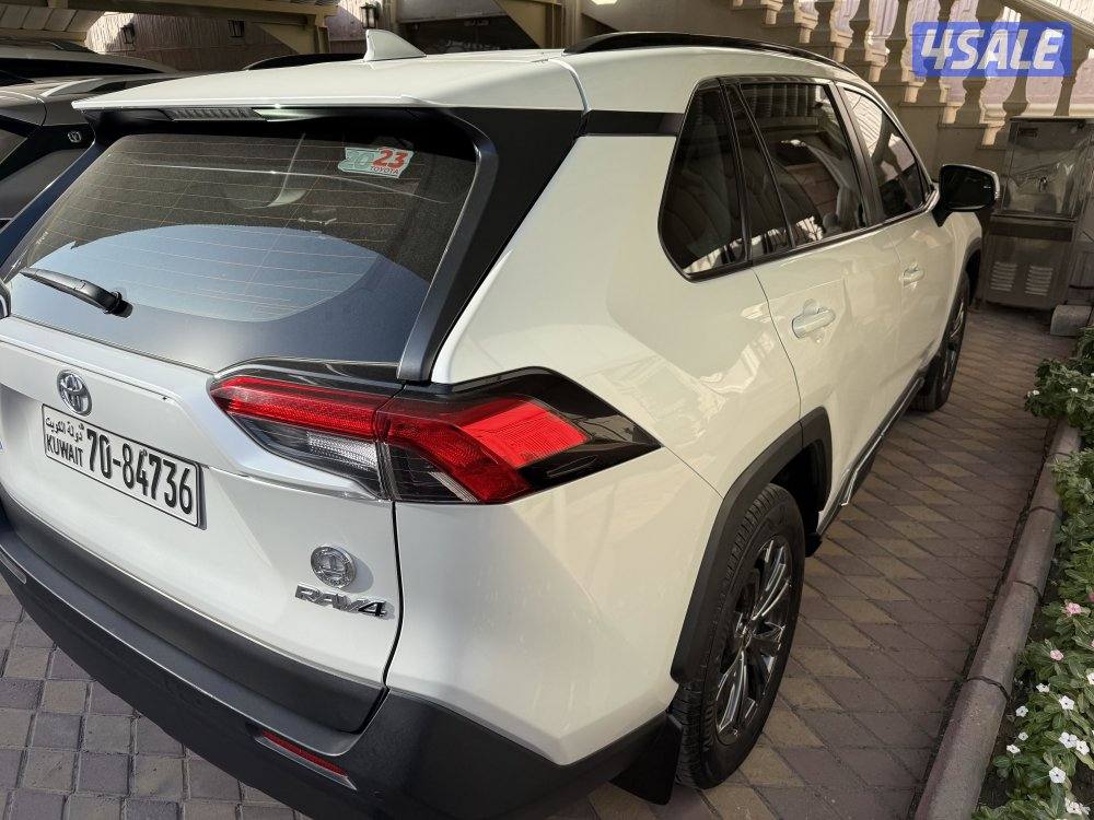 موديل ٢٠٢٣ ماشي ١٣ الف فقط0