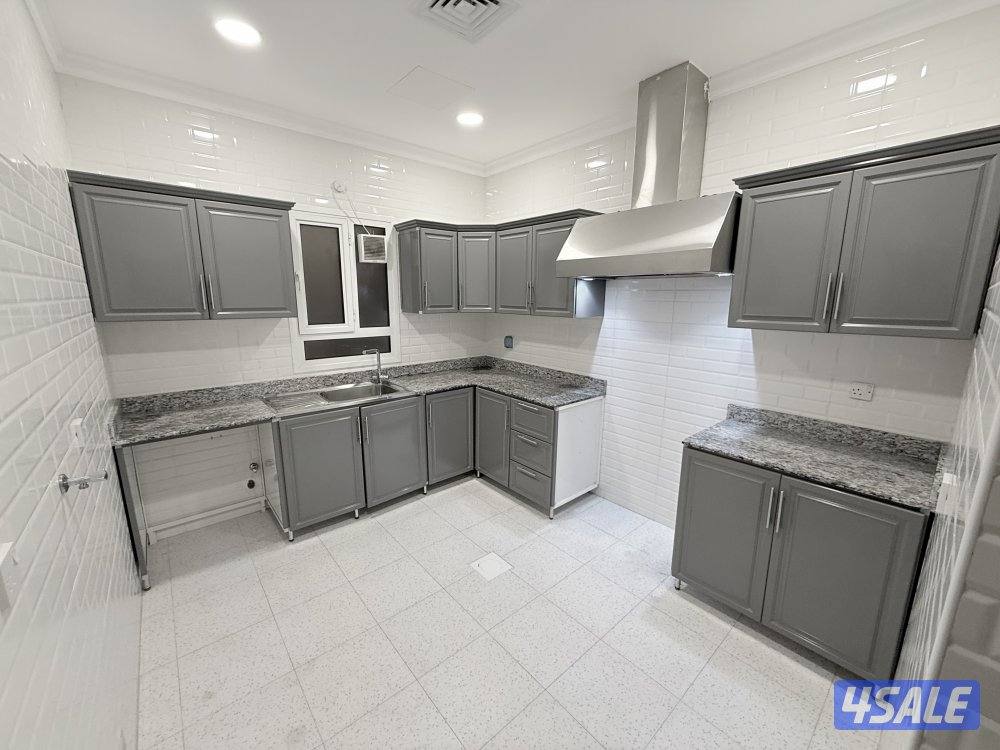 للإيجار في ابو فطيره شقه للمعاريس  - ٣ غرف - سكن المالك5