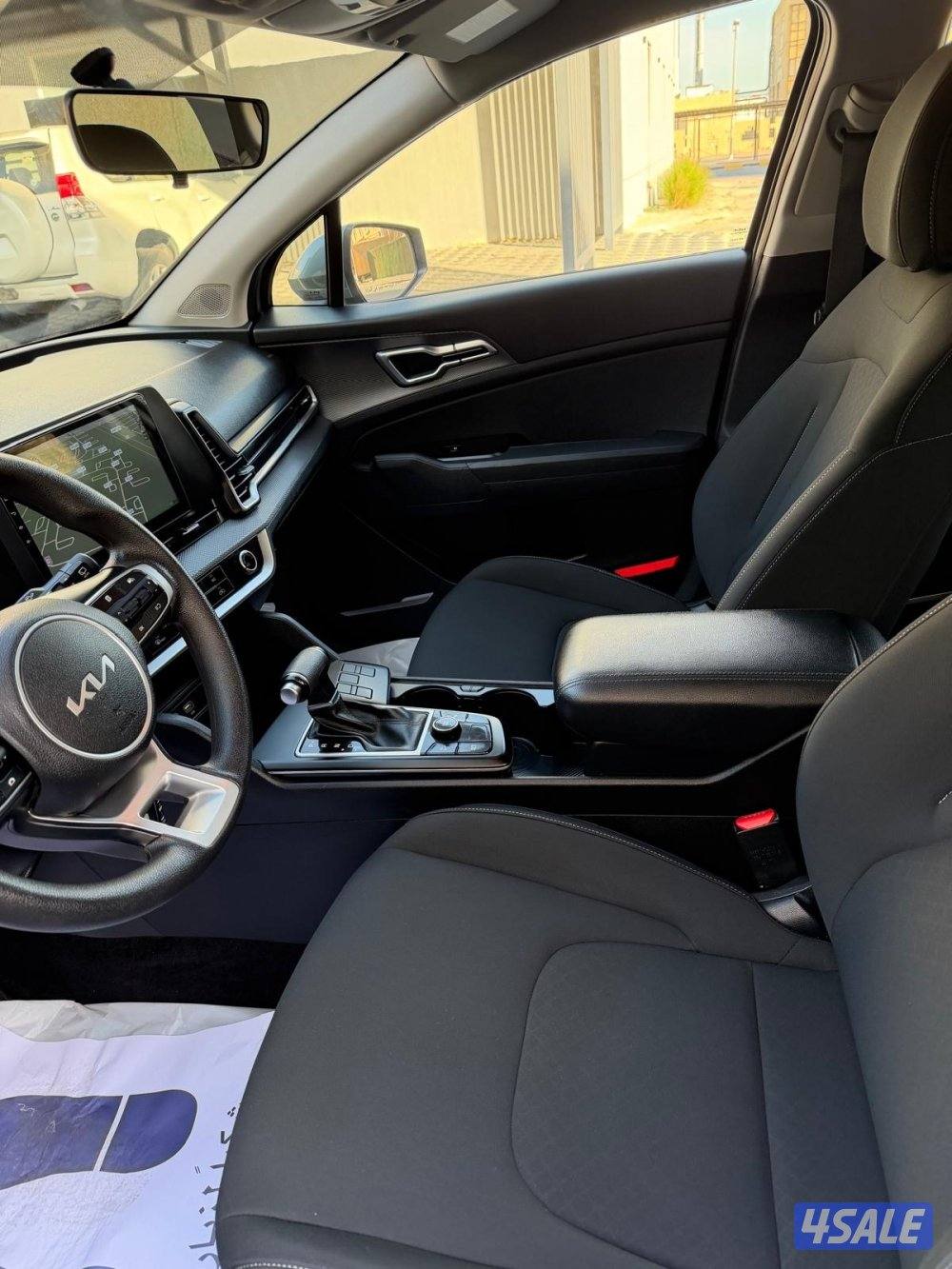 ((تحت الكفالة))4