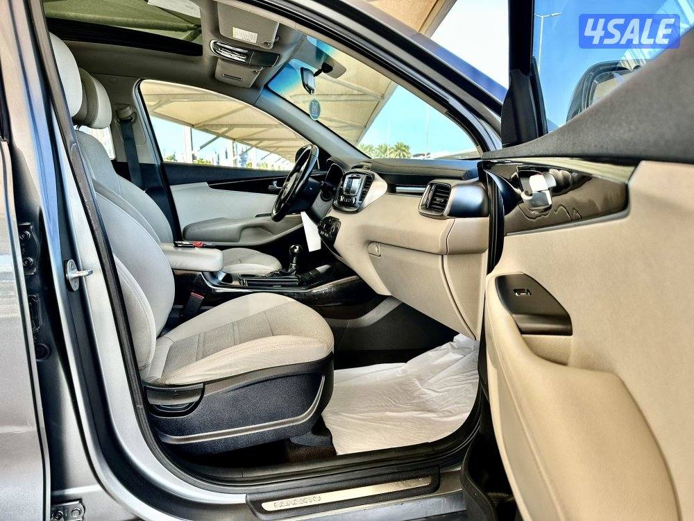 كيا سورينتو - الموديل:2016 - العداد:1588