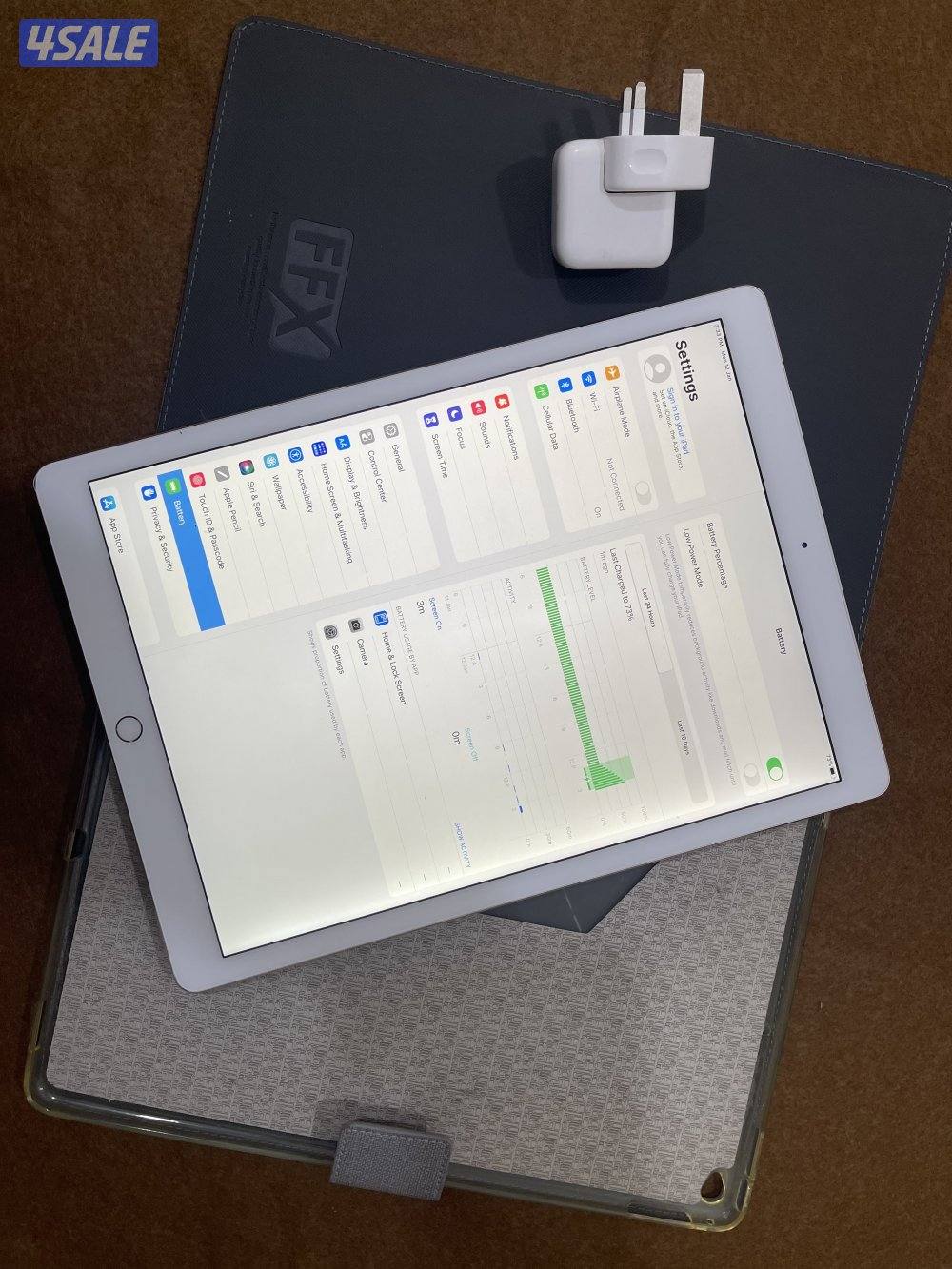 ايباد ابل برو 12.9 انش 128!قيقا خط شريحة موديل 2017مع الاغراض4