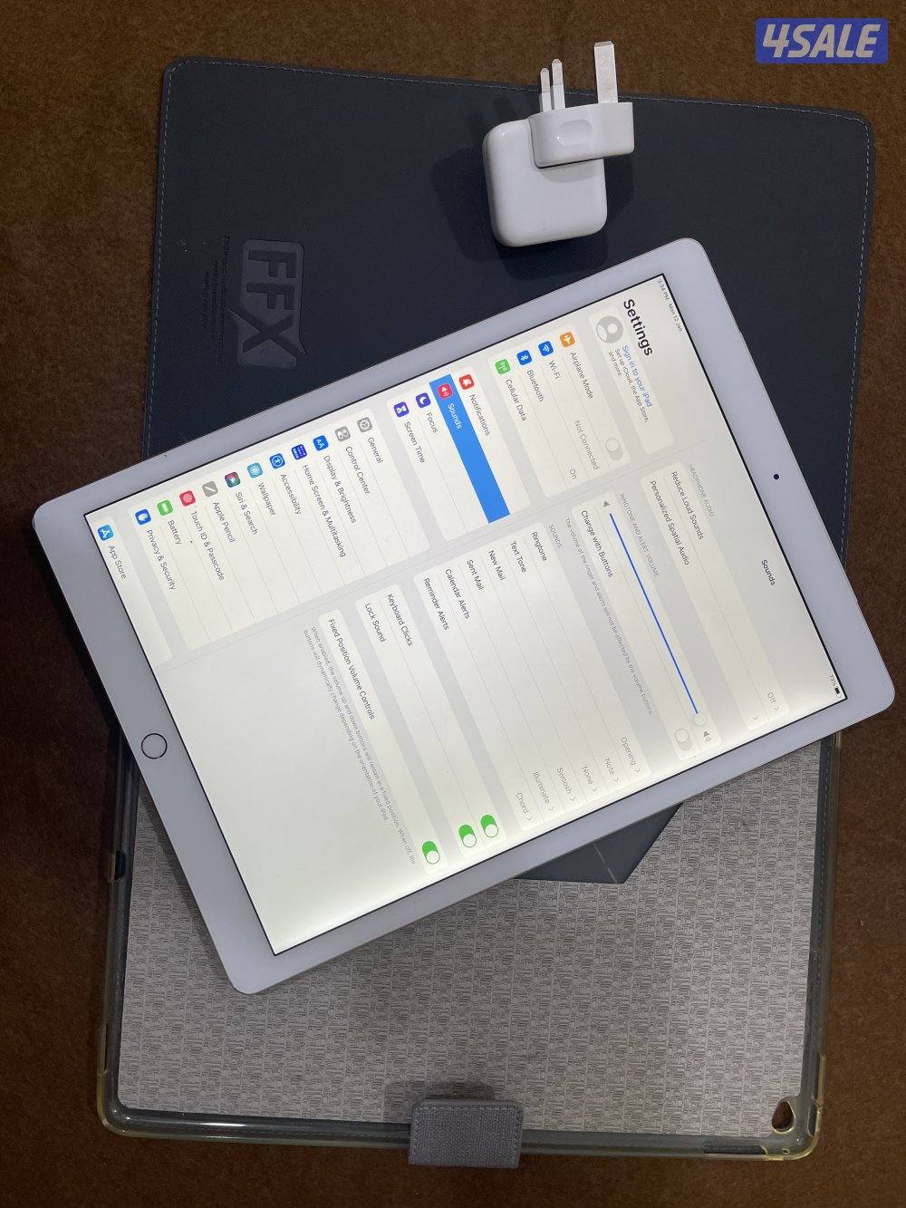 ايباد ابل برو 12.9 انش 128!قيقا خط شريحة موديل 2017مع الاغراض5