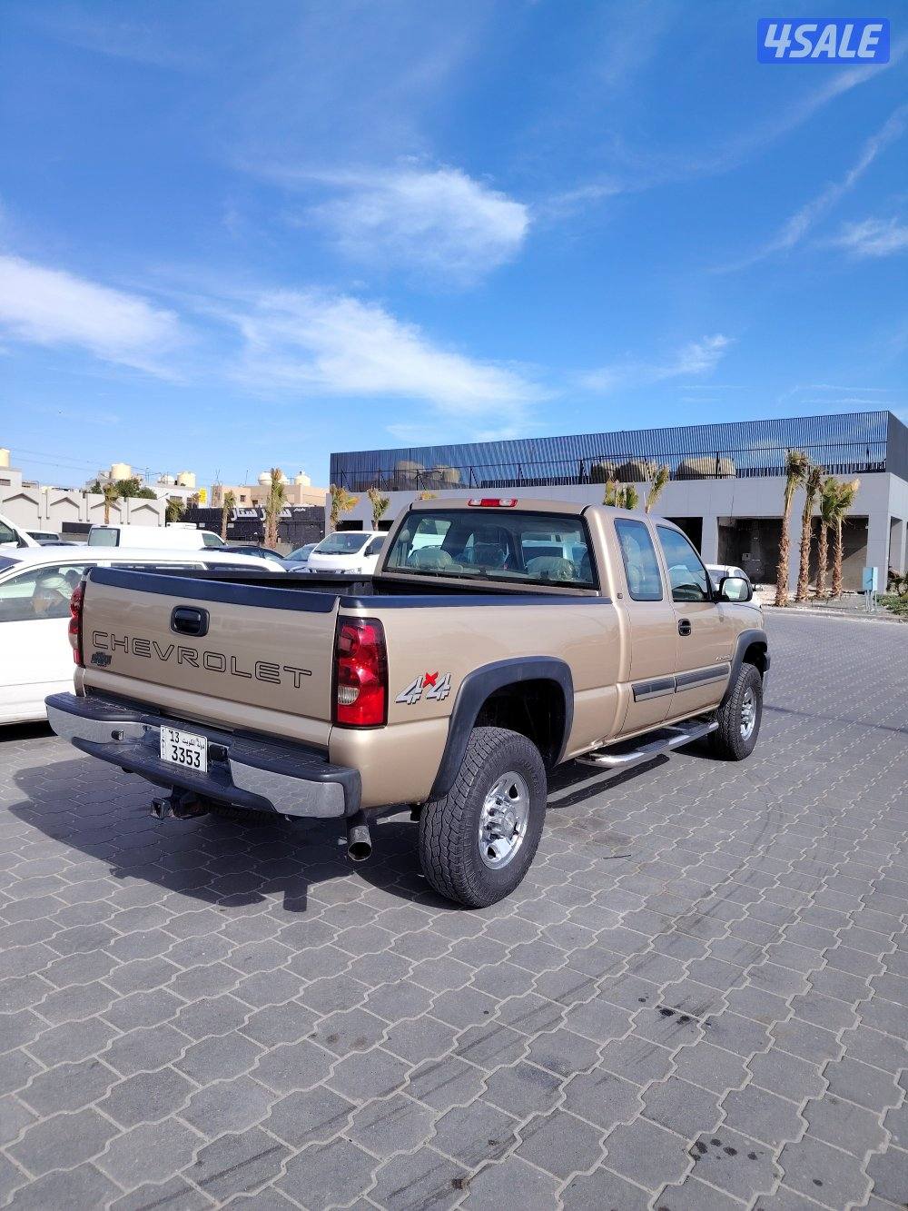 سلفرادو HD بحاله نااادرا مخزن ماشي٨٩ الف كم3