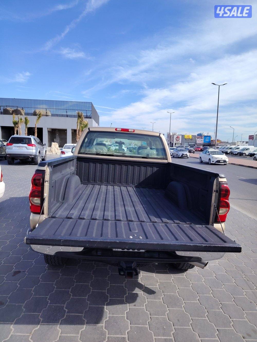 سلفرادو HD بحاله نااادرا مخزن ماشي٨٩ الف كم8