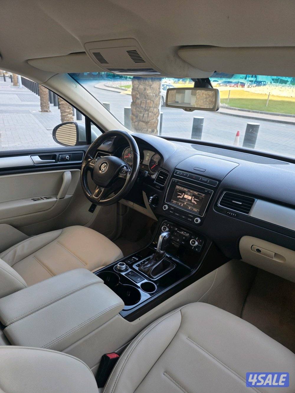 طوارق // 2016 // صبغ لوكاالة //10