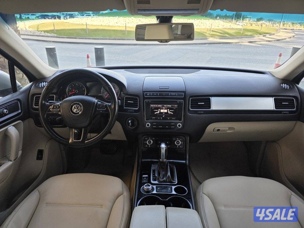 طوارق // 2016 // صبغ لوكاالة //9