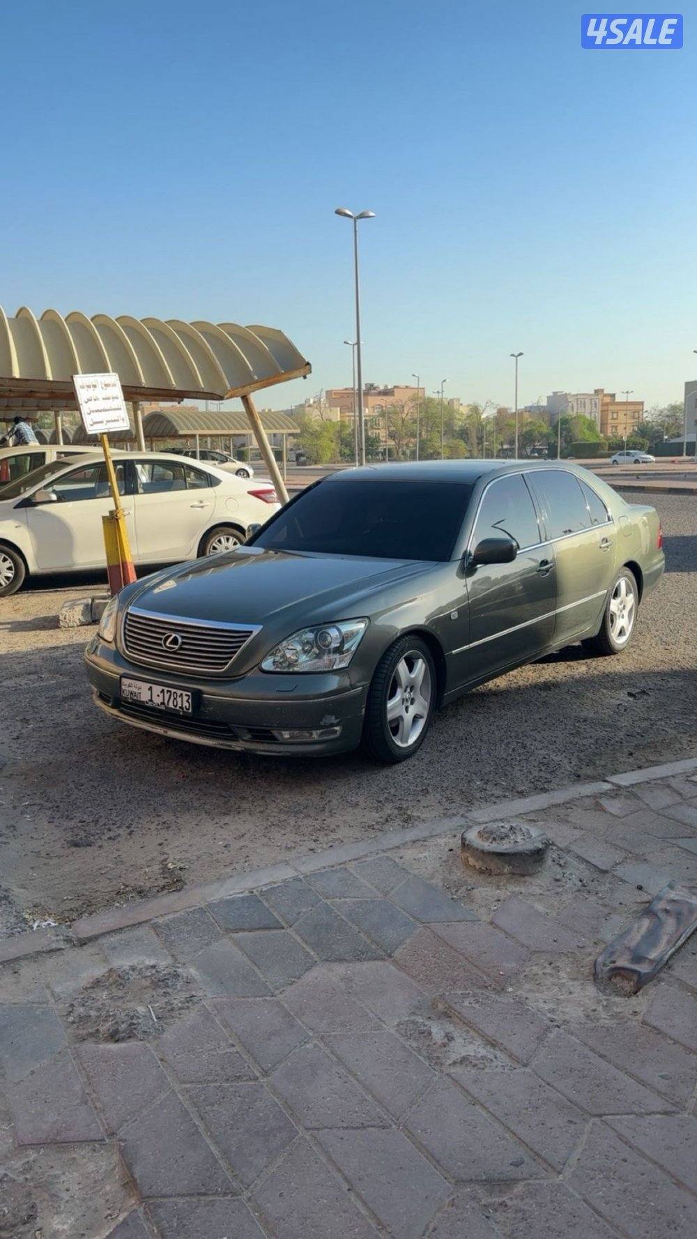 للبيع لكزس ٤٣٠1