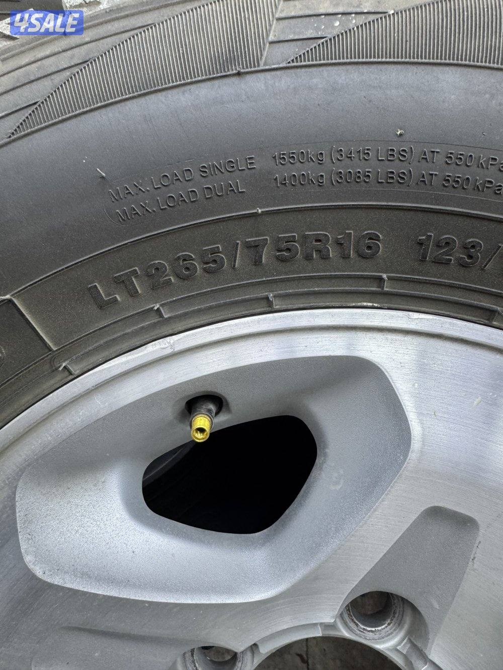 للبيع 4 تواير 265/75/161