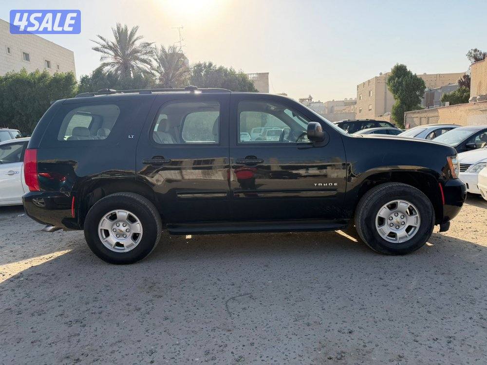 سلام عليكم للبيع شفر تاهو ٢٠١١ ال تي2