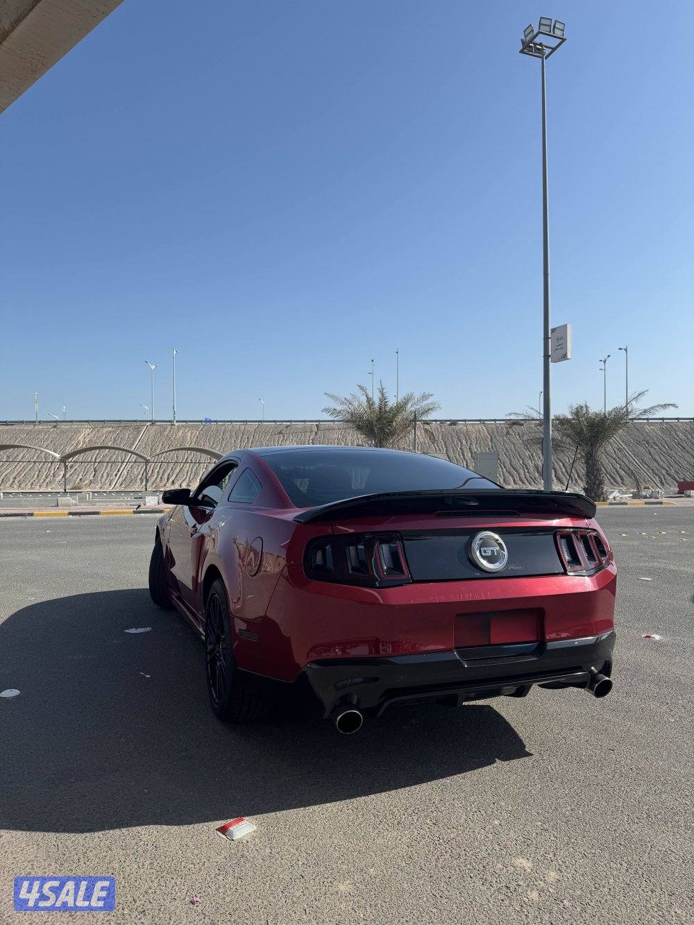 للبيع فقط موستنق ٢٠١١ قير عادي بنوراما كامل المواصفات0