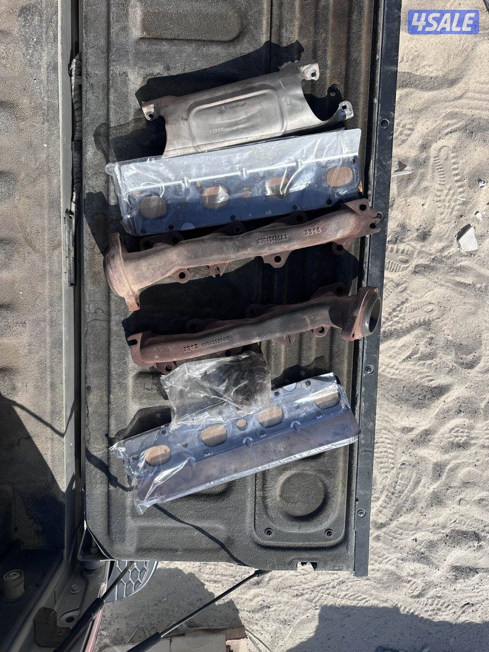 للبيع منيفولت مستعمل و قازقيت و براغي وكاله لوانيت دودج رام 2013+2